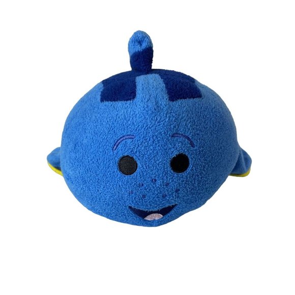 Authentic Genuine US Disney Store Dory from Finding Nemo Medium Tsum Tsum Plush - Picture 1 of 8
